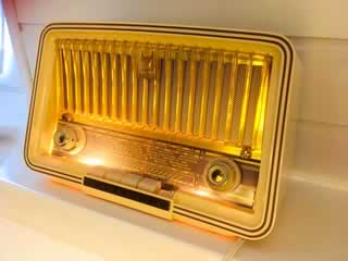 Radio Philips Philetta B2D23A, restaurée, année : 1962-1963.