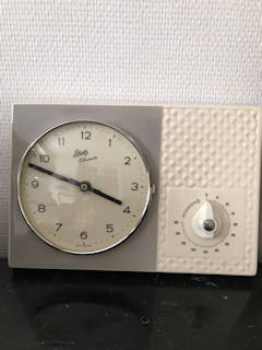 Horloge en céramique, Schatz Elexacta, parfait état de fonctionnement, made in Germany, avec minuterie.