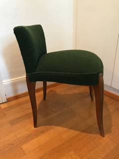 Petit fauteuil pour coiffeuse, dossier court, encombrement faible, idéal dans un chambre, entrée, salon.