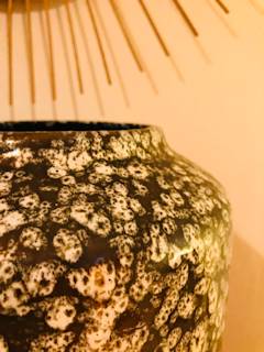 Grand vase en céramique émaillée, made in west Germany, dimensions : H 38cm, diamètre max 21cm.